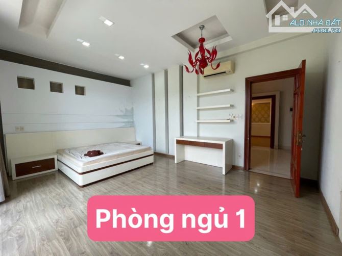 bán biệt thự 2 MT khu Phan Xích Long DT 10x16 hầm 6 lầu giá net 46 tỷ - 2