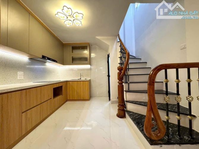 Bán nhà MP Thành Công, nội thất lung linh, 82m2, 37 tỷ. - 2