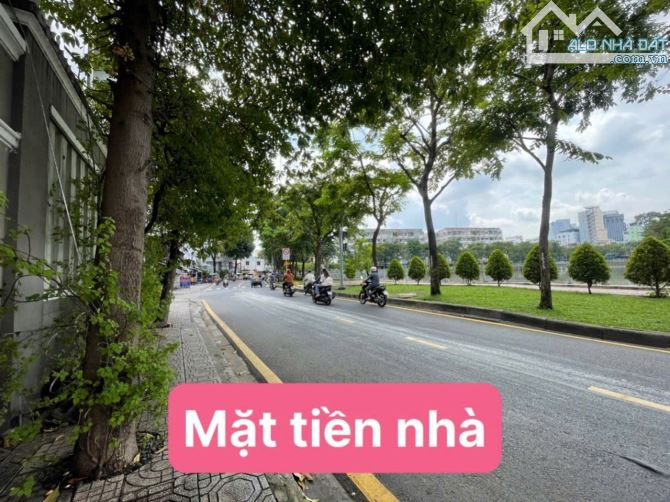 bán biệt thự 2 MT khu Phan Xích Long DT 10x16 hầm 6 lầu giá net 46 tỷ - 27