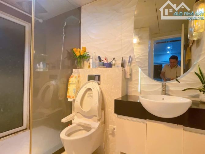 Bán nhà gấp giá rẻ (Láng Hạ Ba Đình ) 60 m2-4 t -mt 5 m- 8,5 tỷ - 3