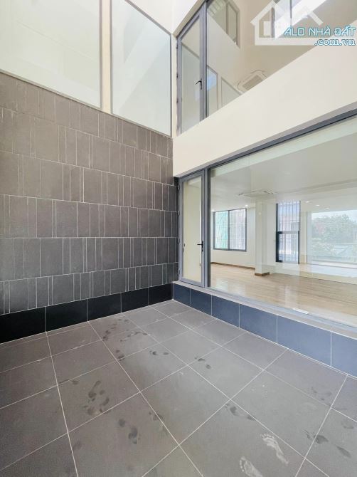 BÁN NHÀ PHỐ LƯU QUANG VŨ, NGÕ PHÂN LÔ, GARA ÔTÔ-DT 55M2 x 5T-MT5.5M-GIÁ 23 TỶ - 3
