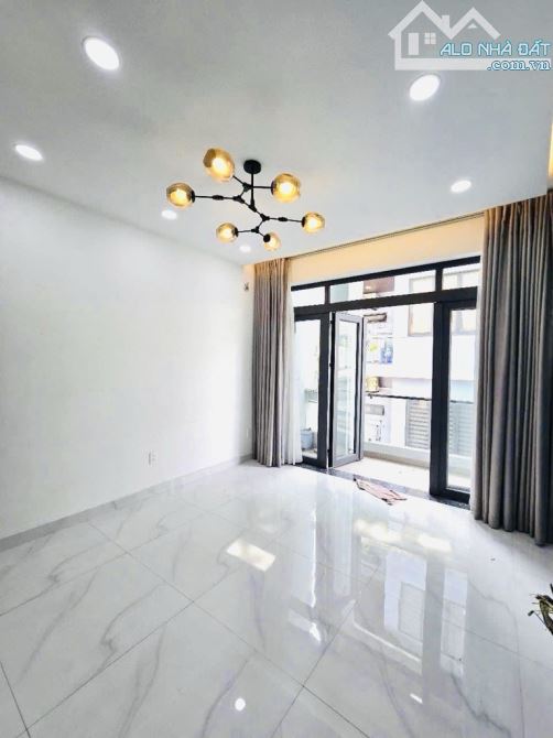 Bán nhà Quận 10, Hồ Thị Kỷ, Hẻm Xe hơi thông, 5 Tầng Đúc, 52m2 (4*13m), 4PN, Chỉ 11.49 Tỷ - 4