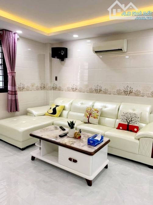 Bán nhà mặt tiền Quận 4, 70m2, 5 Tầng lầu, giá 12,9 tỷ - 4