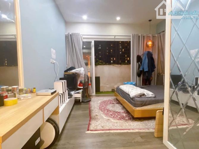 Bán nhà gấp giá rẻ (Láng Hạ Ba Đình ) 60 m2-4 t -mt 5 m- 8,5 tỷ - 4