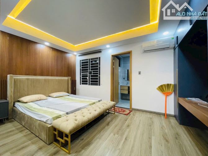 Nhà 7 tầng thiết kế hiện đại gần biển . Có thang máy đầy đủ - 5