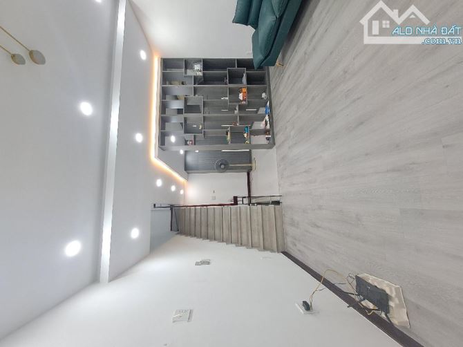 42M2 - 4 Tầng Sân thượng BTCT - Tặng Full Nội Thất - 5