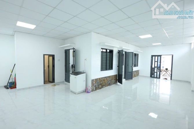 Nhà 2 tầng Mặt tiền đường HT23, phường HT, Q12, dt 199m2 (8mx25m). Giá 13,2Tỷ - 6