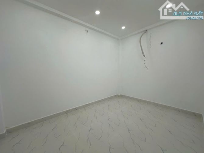 Nhà 2 tầng Mặt tiền đường Nguyễn Thị Kiểu, phường HT, Q12, dt 159,8m2 (4mx40m) Giá 12Tỷ. - 8