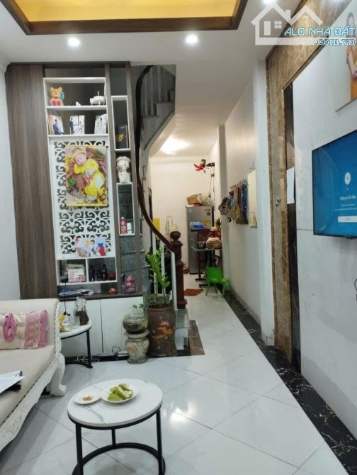BÁN NHÀ RẺ NHẤT PHAN ĐÌNH GIÓT THANH XUÂN.LÔ GÓC .ĐẸP THOÁNG.Ở SƯỚNG.