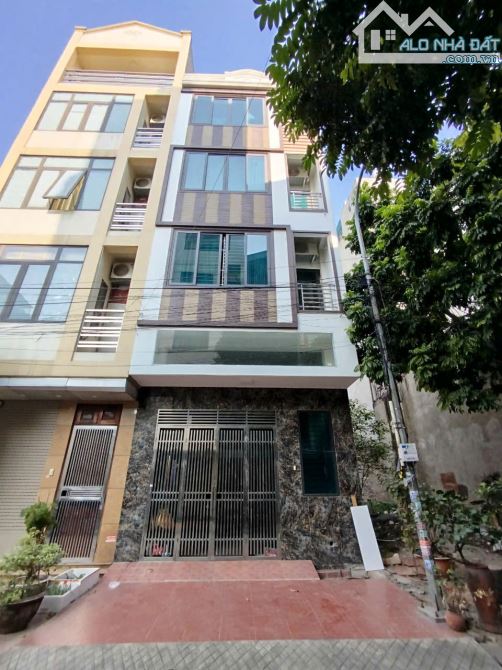 BÁN NHÀ DƯƠNG NỘI HÀ ĐÔNG_PHÂN LÔ VỈA HÈ_ĐƯỜNG RỘNG 14M KINH DOANH VÔ ĐỐI_50M_GIÁ:12,1 TỶ