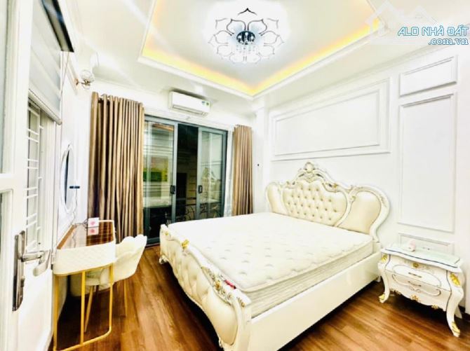 Nhà phố Định Công Thượng 35m2, 5 tầng -- Ô TÔ TRÁNH, full đồ