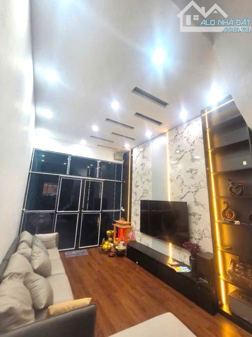 Bán nhà Mặt Phố Quận Thanh Xuân 52m2 - Căn góc, Vỉa hè - 1