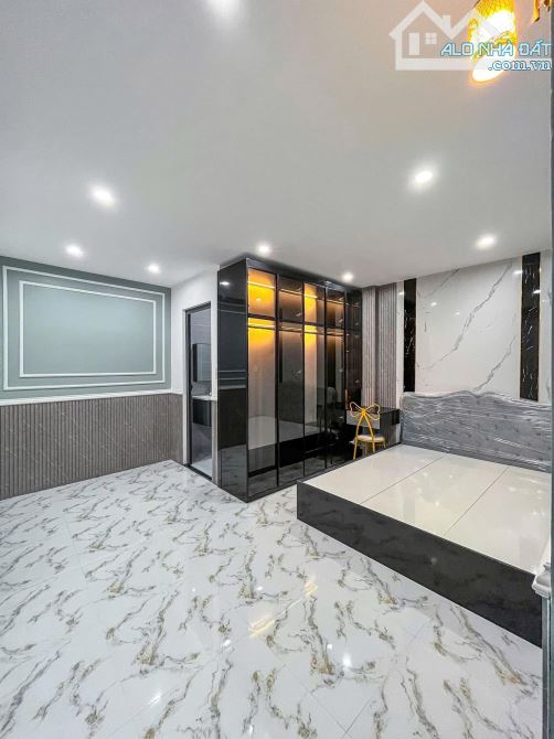 NHÀ TRỆT LỮNG (GẦN CÂY XĂNG SỐ 9) Đ.NGUYỄN VĂN LINH - P.LONG TUYỀN - Q.BÌNH THUỶ, CT - 14