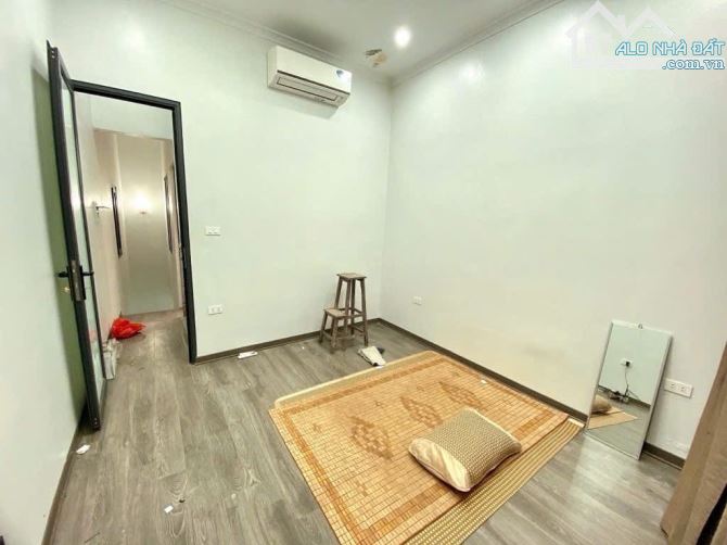 Bán nhà Thanh Xuân , Hà Nội Siêu hiếm ~30m2 5 tầng, MT4m, kinh doanh, ô tô Giá bán 7 tỷ 2 - 2