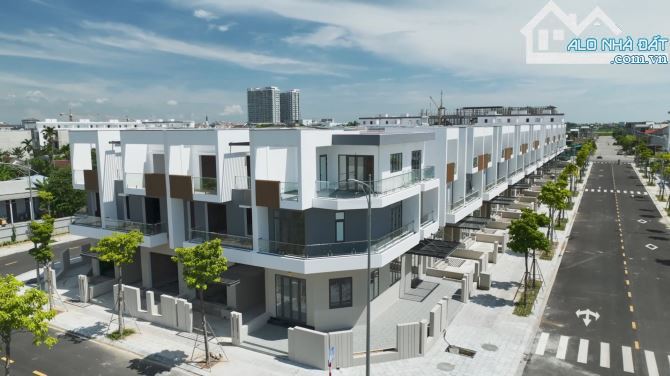 BÁN NHÀ 4 TẦNG HOÀN THIỆN NỘI THẤT DỰ ÁN BGI-MẶT TIỀN ĐƯỜNG 26M ĐẠI LỘ ÁNH SÁNG GIÁ 9.9TỶ - 2