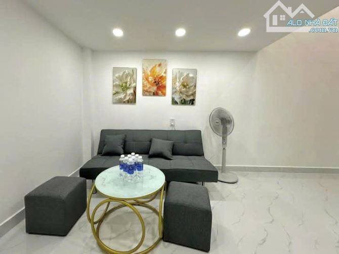 Nhà ngon Huỳnh Tấn Phát, Quận 7, gần 40 M2, 2 tầng , nhỉnh 4 Tỷ - 2