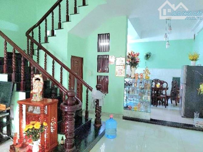 Hiếm. Bán nhà Quận 7, Hẻm xe hơi Lý Phục Man, 3 tầng, 102m2 (6.4x16), chỉ 7.9 tỷ - 2