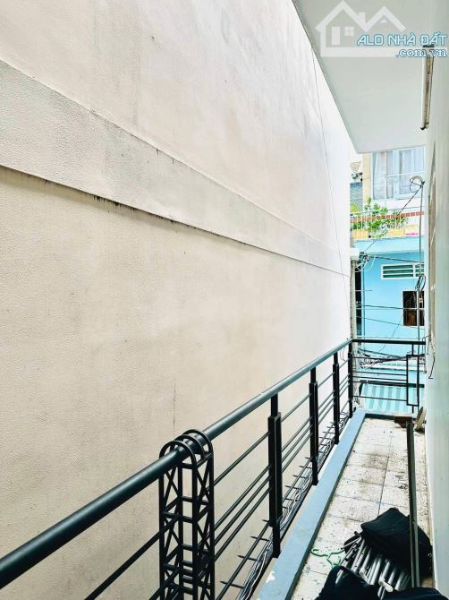GIẢM 3 TỶ - BÁN GẤP NHÀ 3 TẦNG BTCT - HXH - 127M2 - CHỈ 11.X TỶ - 4