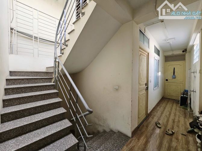 BÁN NHÀ MẶT NGÕ LÔ GÓC 20 TỶ 115m 5 TẦNG MT 5,5m Ô TÔ ĐỖ CỬA LẠC LONG QUÂN CẦU GIẤY - 4