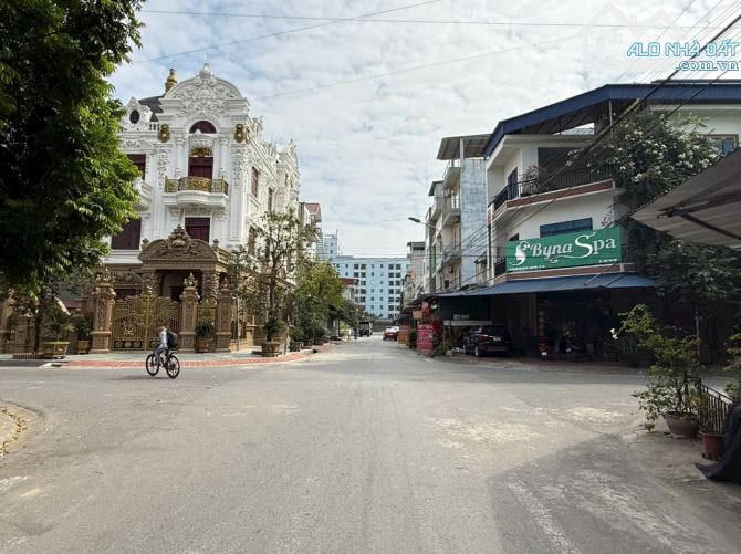CC EM CẦN BÁN NGAY 01 lô chợ gỗ chắc - PHÙ KHÊ- TỪ SƠN - BẮC NINH 💵 giá chỉ 2ty8 💵 - 5