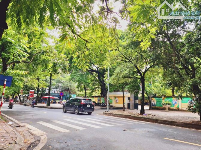 10M RA PHỐ - NGUYÊN HỒNG - ĐỐNG ĐA - 50M2 - 5 TẦNG - MT PHÂN LÔ 4M - KINH DOANH TỐT - 14