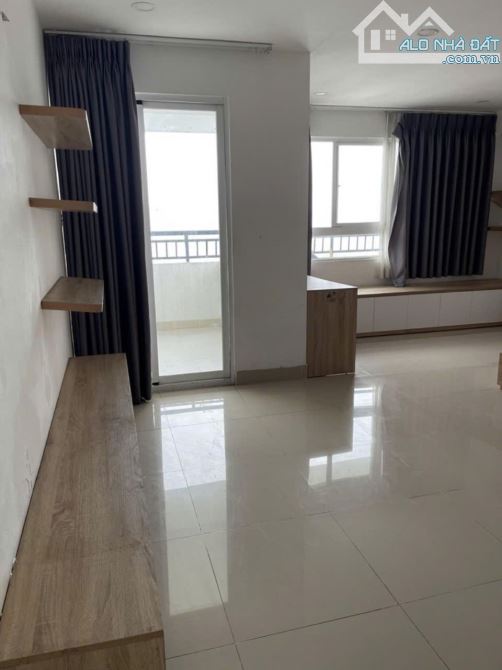 Cho thuê căn hộ penthouse- 4s Garden-210m2-5 phòng 20 triệu