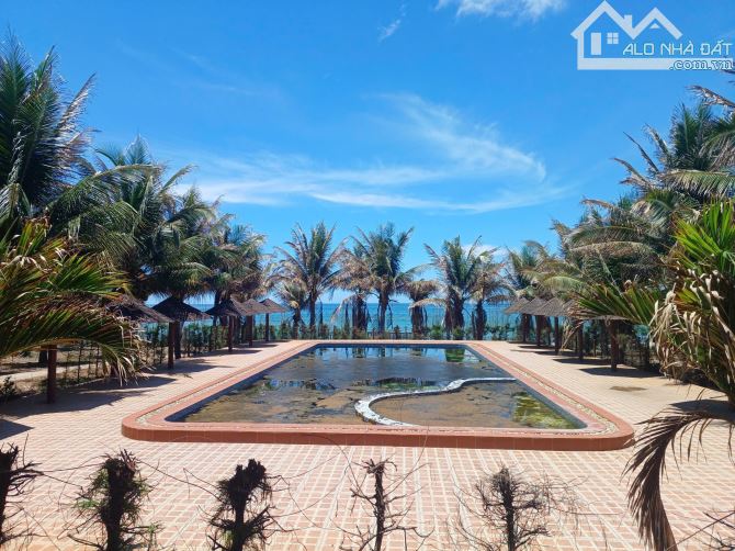 Bán Resort Mặt Biển Nguyễn Cơ Thạch, Hòn Rơm, Mũi Né 10.000m2 33 phòng giá 90 tỷ