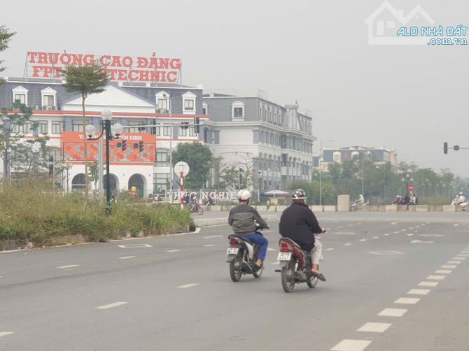 SIÊU HIẾM - Ô TÔ VÀO NHÀ - MÀ CHỈ GẦN 128 TRIỆU/M2 - TẠI PHƯƠNG CANH, NTL.