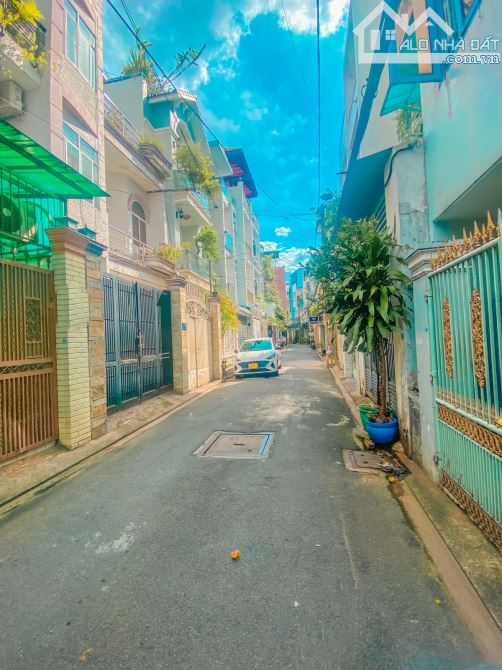 TỪ 14 TỶ HẠ CÒN 10.9 TỶ , K300 TÂN BÌNH , 90M2 NGANG 6M .