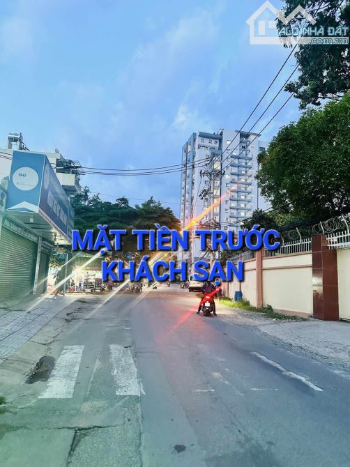 Bán Khách Sạn , 6 Tầng , 20 phòng , dòng Tiền , gần ĐH SPKT Thủ Đức