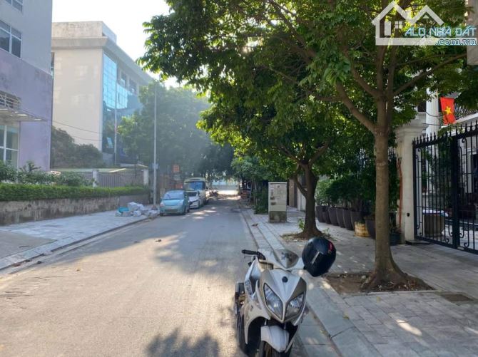 Cần bán tòa văn phòng ngõ 647 Lạc Long Quân-phường Xuân La-Tây Hồ-Hà Nội 140m2x9T xây mới - 1