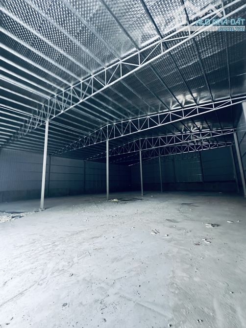 Cho thuê 700m2 nhà xưởng mới dựng tại Xuân Lâm - 1