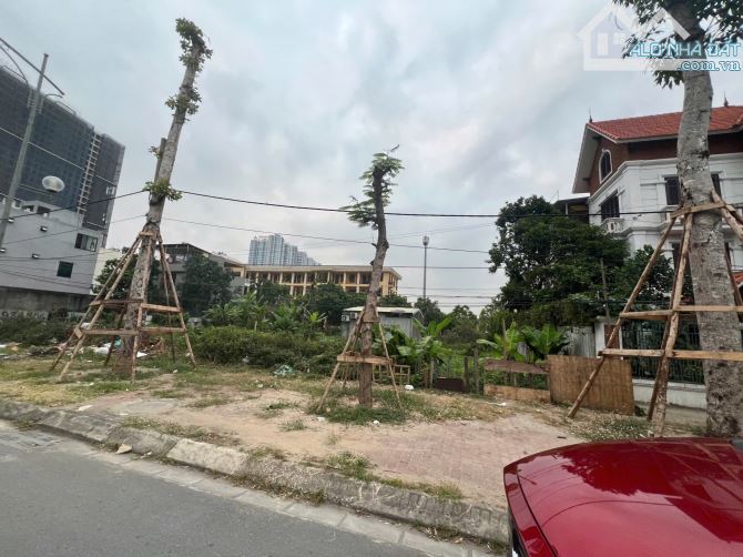 Bán lô đất mặt đường Bùi Viện cạnh Sentosa đối diện khách sạn Nikko - 1