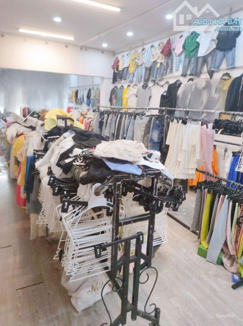 Giá 11 tỷ 900. Bán nhà mặt tiền Phạm Văn Thuận, Tam Hiệp, Biên Hòa. 4,5 x28m. 120m - 1