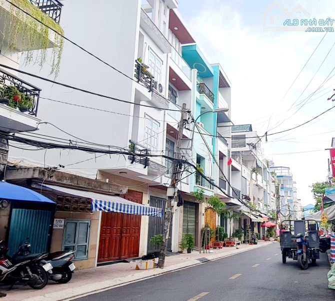 BÁN NHÀ CHỢ BÙI MINH TRỰC P.5, Q.8- 130m2 [ NGANG 5.5m] - NHỈNH 9 TỶ. - 1