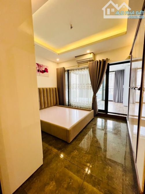 Bán chung cư A6 Giảng Võ, view hồ, 70m2, 2 ngủ, full đồ, ở sướng, giá chỉ 4,3 tỷ - 2