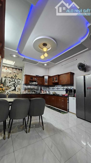 QUẬN 12, TÂN CHÁNH HIỆP, BÁN NHÀ HẺM XE HƠI TRÁNH, 88M2 4 TẦNG CHỈ 5 TỶ 700 - 2