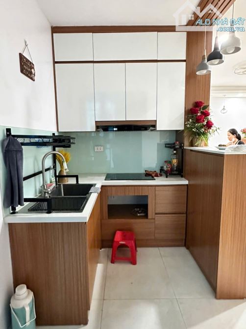 Bán căn hộ Trung Hòa Nhân Chính - Thanh Xuân 70m2 2PN - 2vs 5,2 tỷ full nội thất - 2