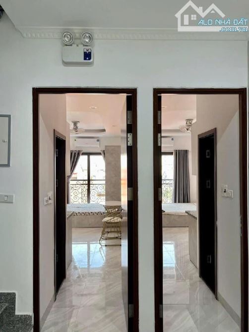 Bán Toà nhà ccmn phố Yên Lạc dt 70m2 x7 tầng thang máy dòng tiền ổn định - 2