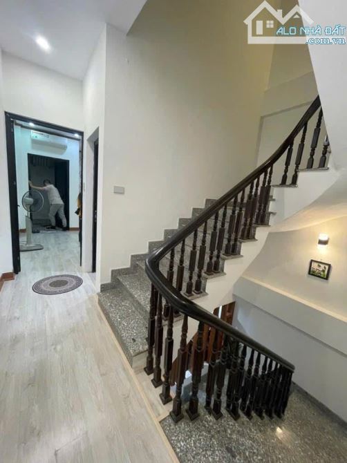 Đông Ngạc - Thụy Phương - Bắc Từ Liêm - 55M x 3 Tầng Giá chỉ 7.5 Tỷ - Gần Phố - Ô Tô - 2