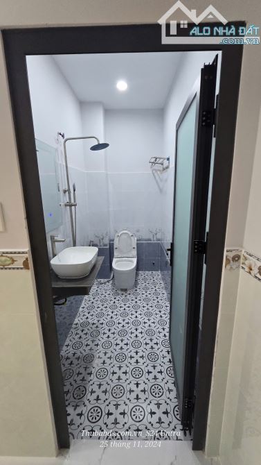 NHÀ SỔ HÔNG RIÊNG, BÌNH TÂN GIÁP TÂN PHÚ, 3P, 2WC, ZA 4TY - 3