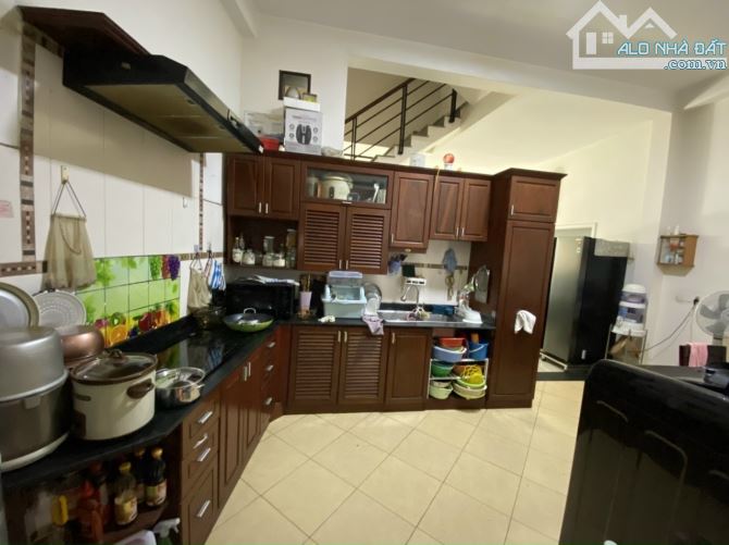 TỪ 14 TỶ HẠ CÒN 10.9 TỶ , K300 TÂN BÌNH , 90M2 NGANG 6M . - 3