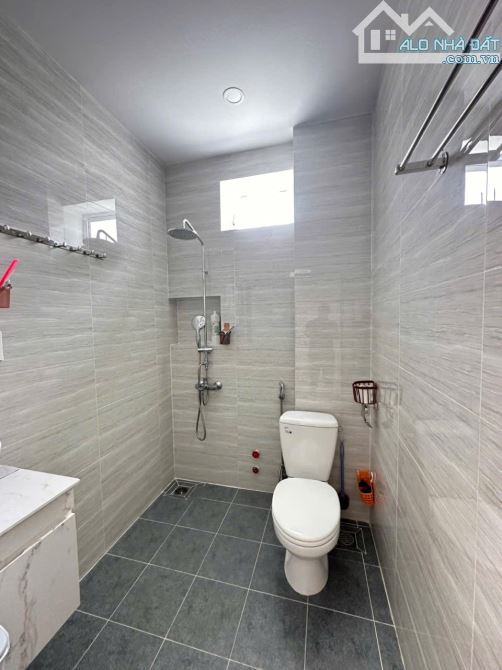 Cần Bán Nhà 1 Trệt 3 Lầu 65M2 (4x16.38) Hẻm ÔTÔ Trung Tâm Phường 8  - Giá: 8Tỷ TL - 4