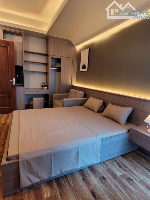 Bán TOÀ CĂN HỘ DỊCH VỤ ĐỖ ĐỨC DỤC 100M2 x 9 TẦNG THANG MÁY. Giá 28tỷ có TL - 4
