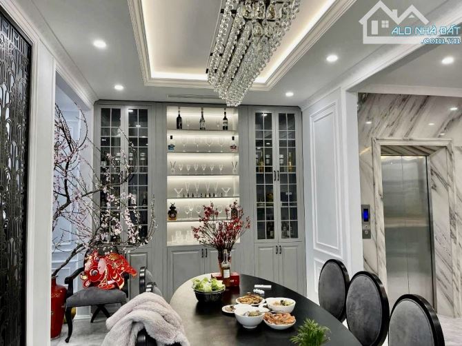 Bán Gấp Cân Biệt Thự Khai Sơn 158m2-Mặt Tiền 8m-FULL NỘI THẤT VÀI TỶ-THANG MÁY-chỉ 55 tỷ - 4