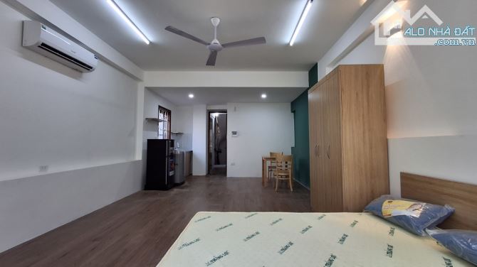 Cho thuê 2n1k, 1n1k Hàm Long 80m2 có ban công máy giặt riêng, thang máy full đồ giá 12 tr - 4