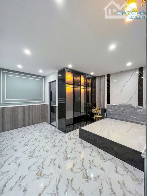 BÁN NHÀ TRỆT LỮNG (GẦN CÂY XĂNG SỐ 9) Đ.NGUYỄN VĂN LINH - P.LONG TUYỀN - Q.BÌNH THUỶ - 5