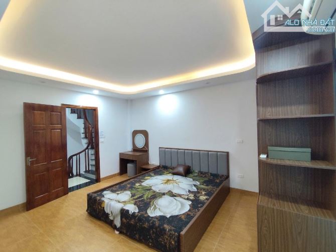 Nhà Lai Xá Dân Xây Vài Bước Ra Quốc Lộ 32 Đại Học Thành Đô 36m2 5 Tầng Mặt Tiền 4m 4 Tỷ 4 - 5