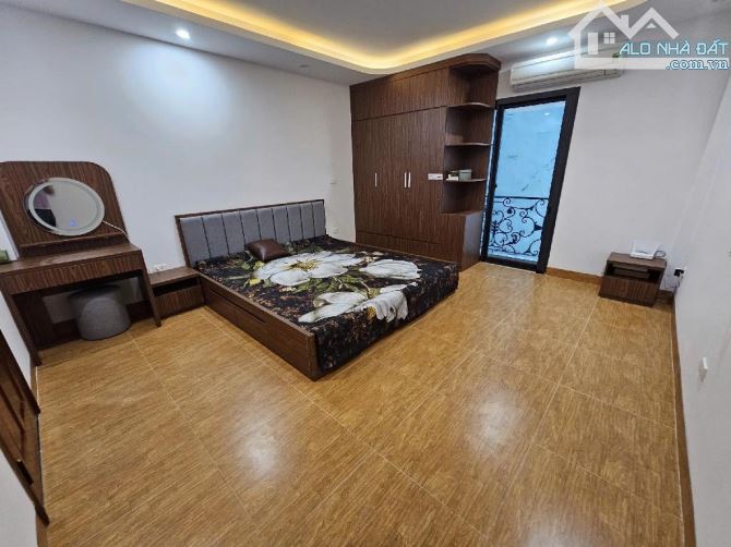 Nhà Lai Xá Dân Xây Vài Bước Ra Quốc Lộ 32 Đại Học Thành Đô 36m2 5 Tầng Mặt Tiền 4m 4 Tỷ 4 - 6