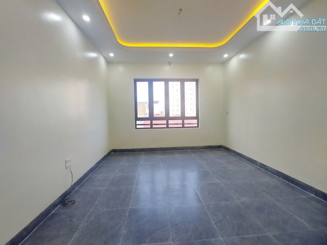 P/LÔ Ô TÔ  cách phố Lĩnh Nam 30m DT35mx5T MT4,1m chỉ 6,85 tỷ nhà mới Koong - 8